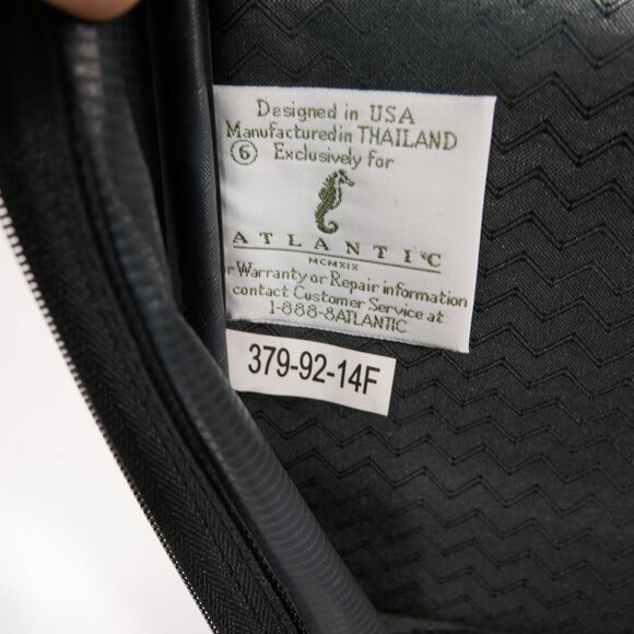 Atlantic Infinity Black Travel Bag With Adjustable Strap & Multiple Compartments - Picture 3 of 12